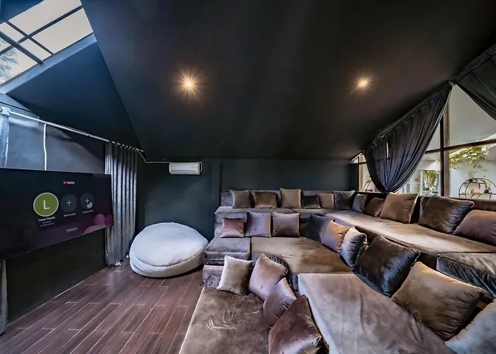 4br For Families - 5 Min To Thomas Villa *
